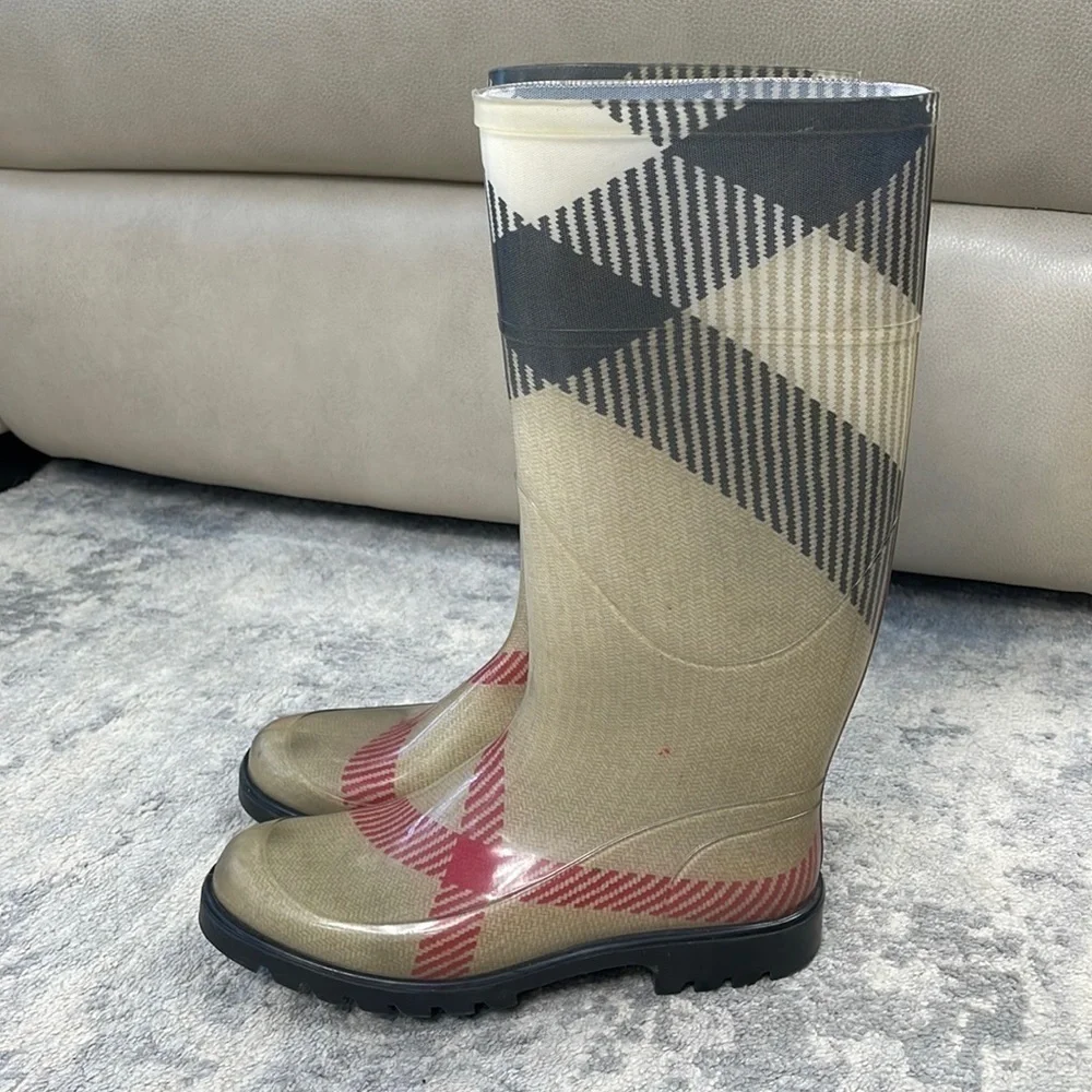 Burberry Nova Check Rubber Rain Boots Mid Calf Beige Plaid Wellies Sz 36